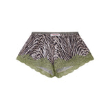 Short Izan